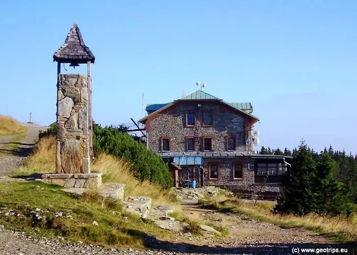 Vybavena Garsonka V Cihlovem Dome V Centru