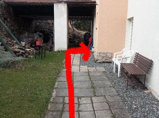 Vybavena Garsonka V Cihlovem Dome V Centru Apartmán *